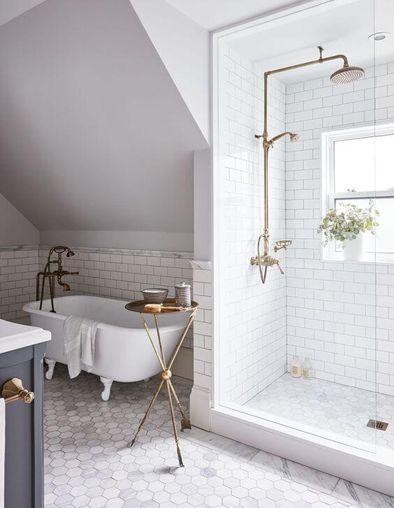 White Master Bathroom Ideas with Brass Plumbing - Harptimes.com