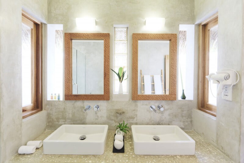 bathroom_mirror_ideas_for_double_sinks