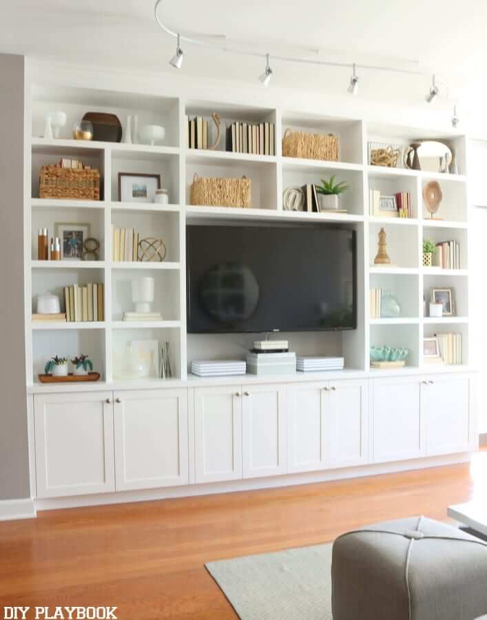 living_room_with_mounted_tv