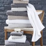 Bath Sheet VS Bath Towel : Which One Is Better?  