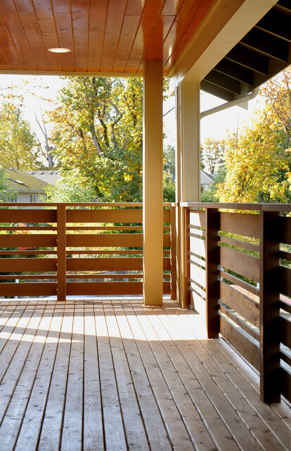 front_porch_wood_railing_ideas