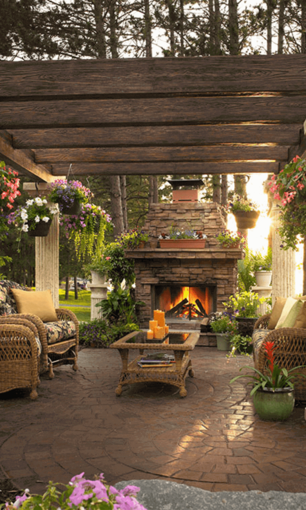 Best_Outdoor_Fireplace_Ideas