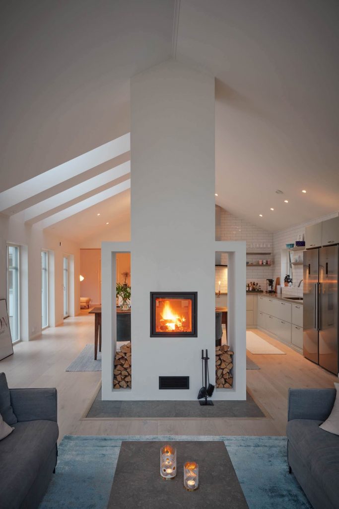double_sided_fireplace_ideas