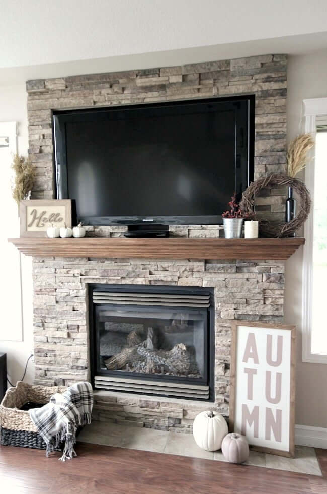 fireplace_mantel_decor_with_tv