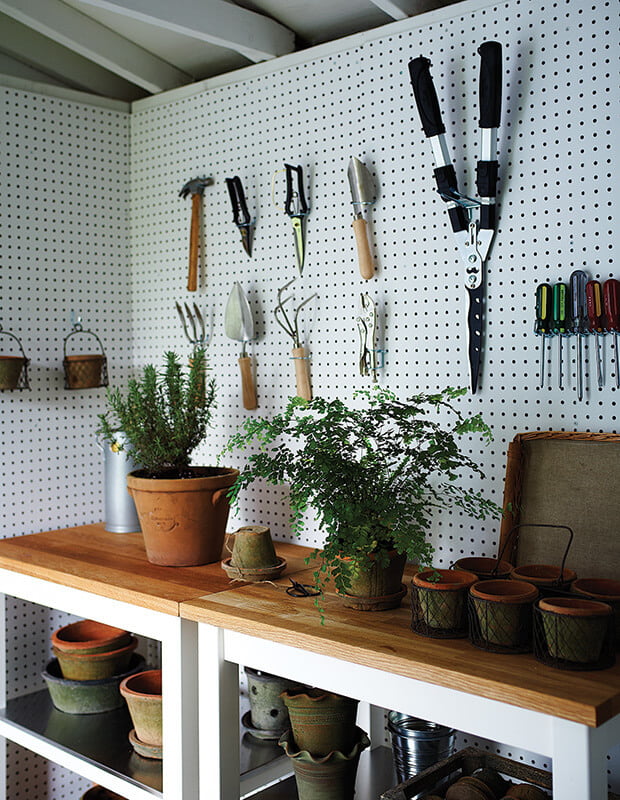 garden_tools_storage_shed