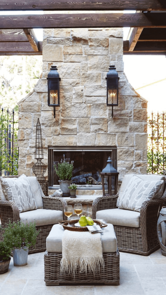 simple_outdoor_fireplace_ideas