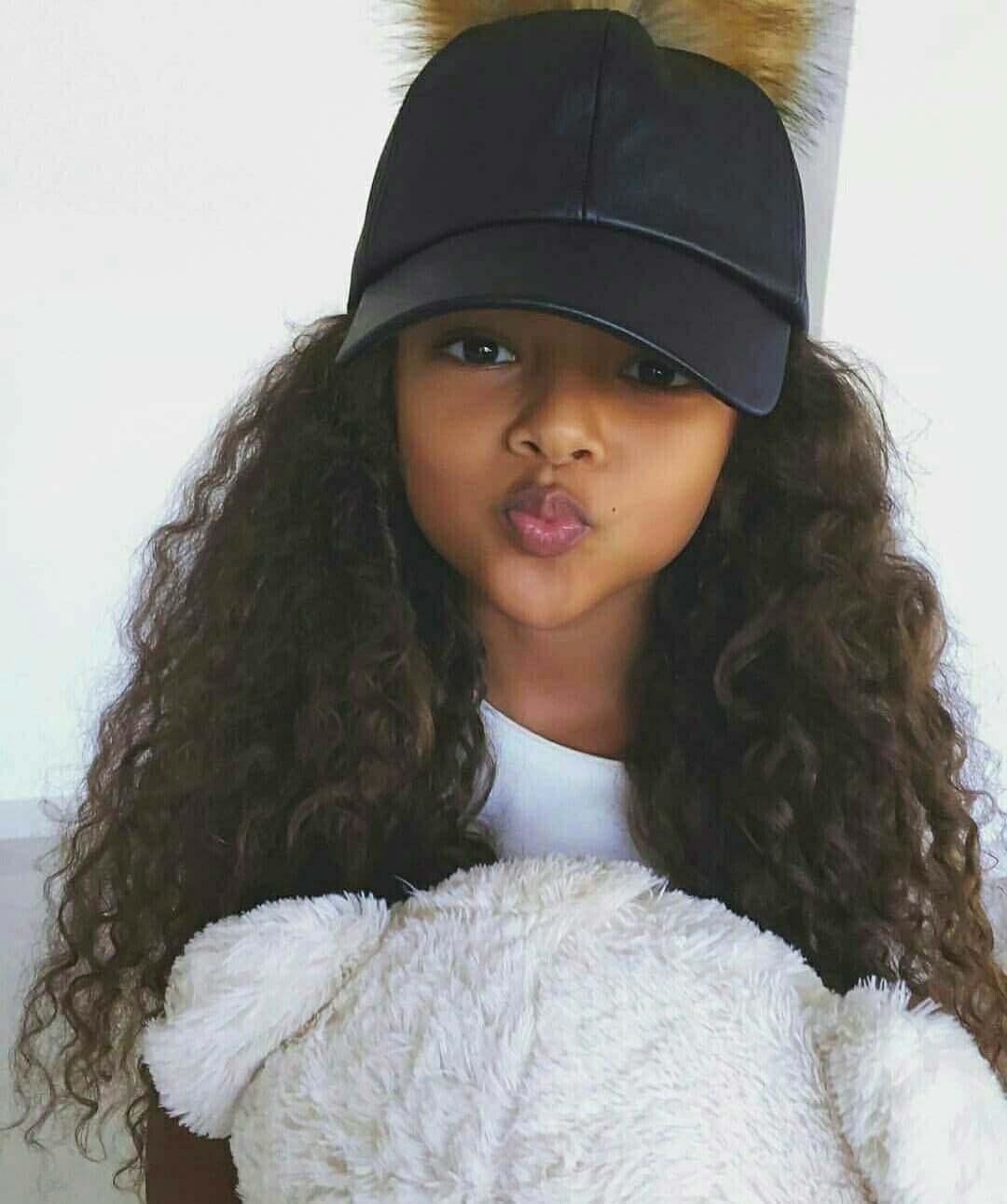 Little Black Girl Hairstyles Loose Curly Hair with Funky Hat