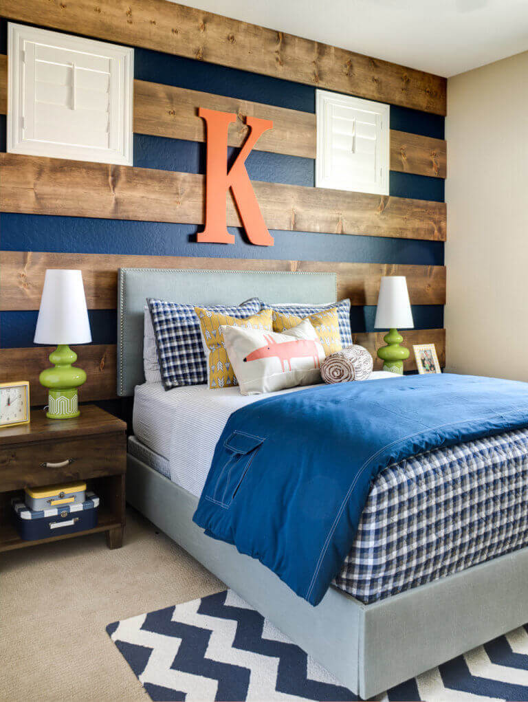 Striped Wood Accent Wall Bedroom Ideas
