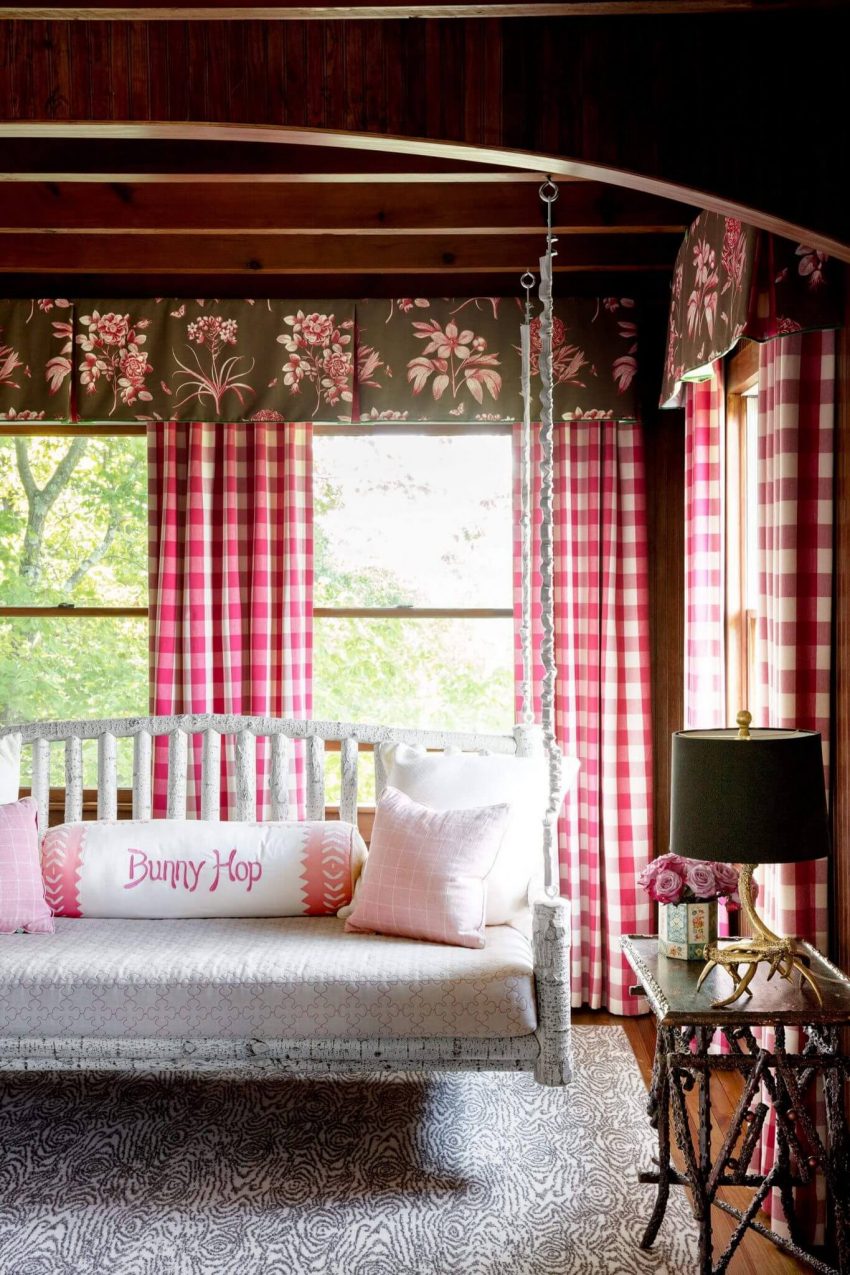 Sweet Pink Checkered Curtain Design Living Room Ideas - Harptimes.com