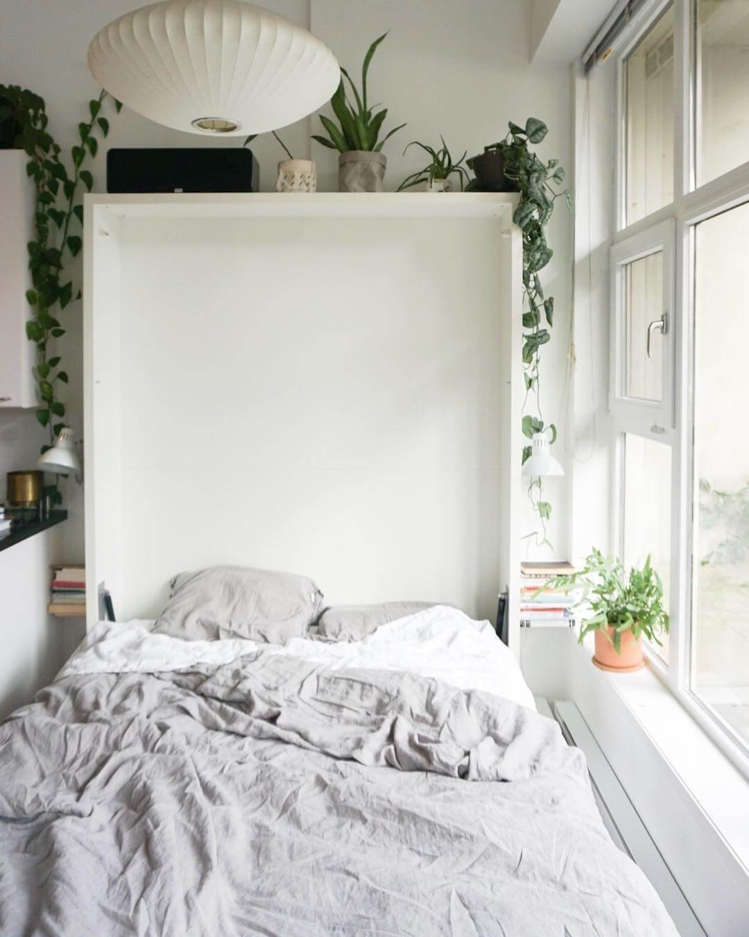 20 Magical Murphy Bed Ideas for the Savvy Space Saver - Harp Times