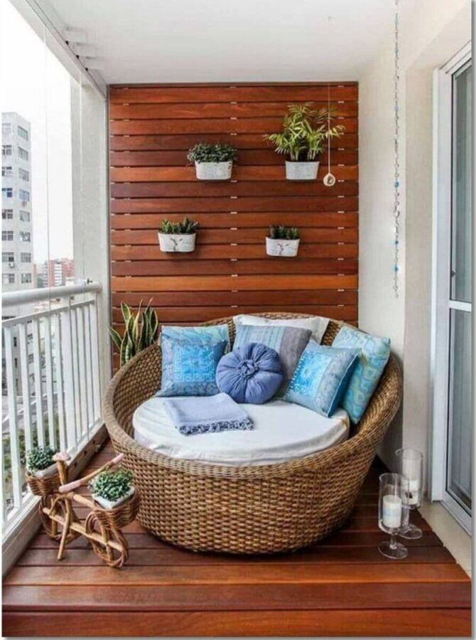 apartment balcony decor ideas