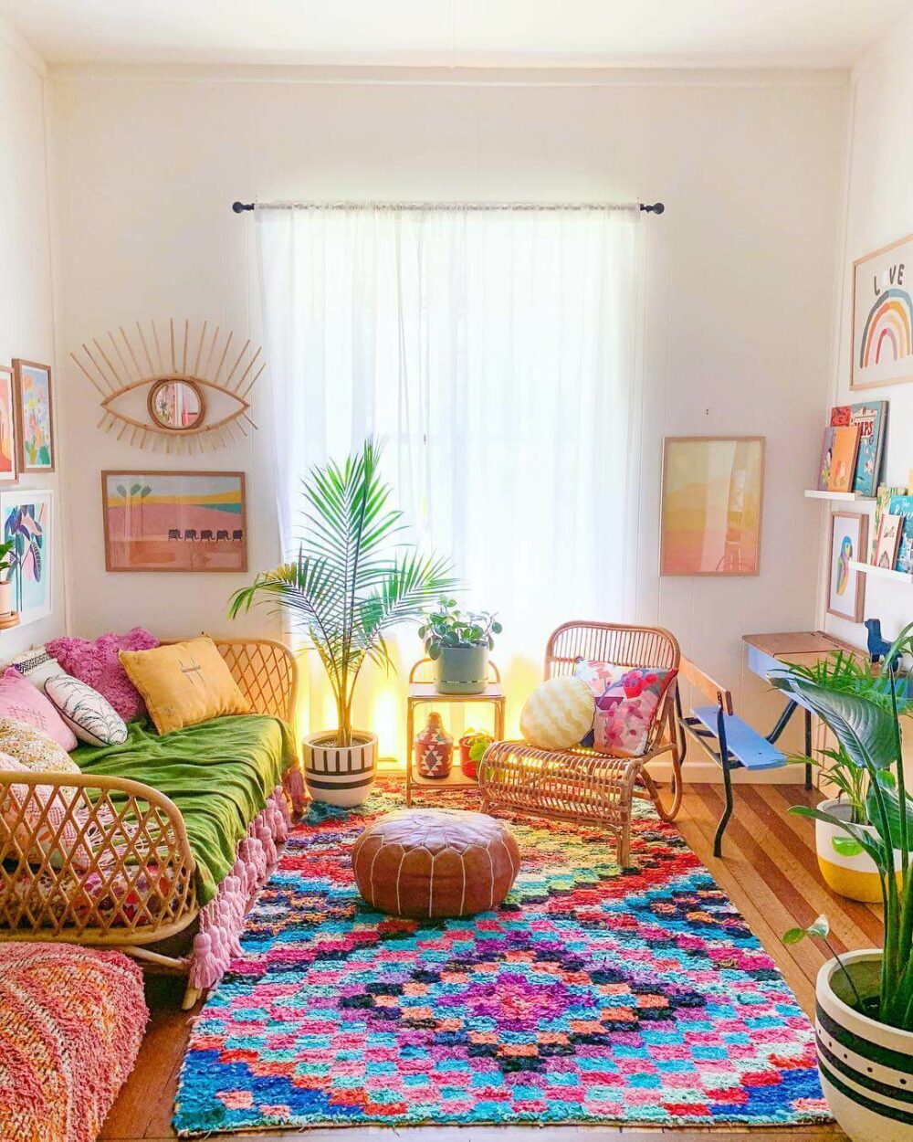 21 Amazing Living Room Rug Ideas to Make the Room Livelier - Harp Times