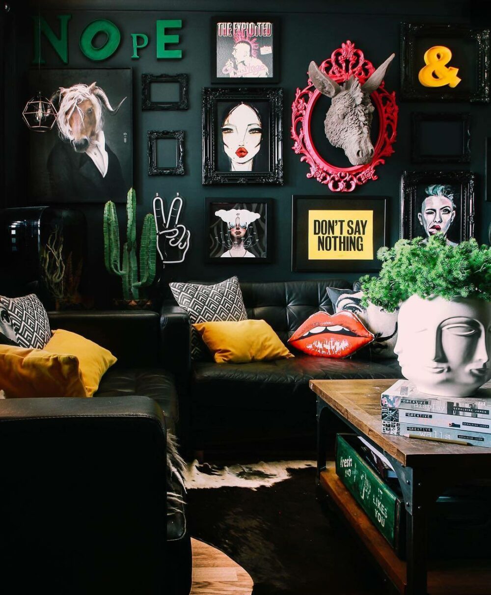 black living room furniture decorating ideas