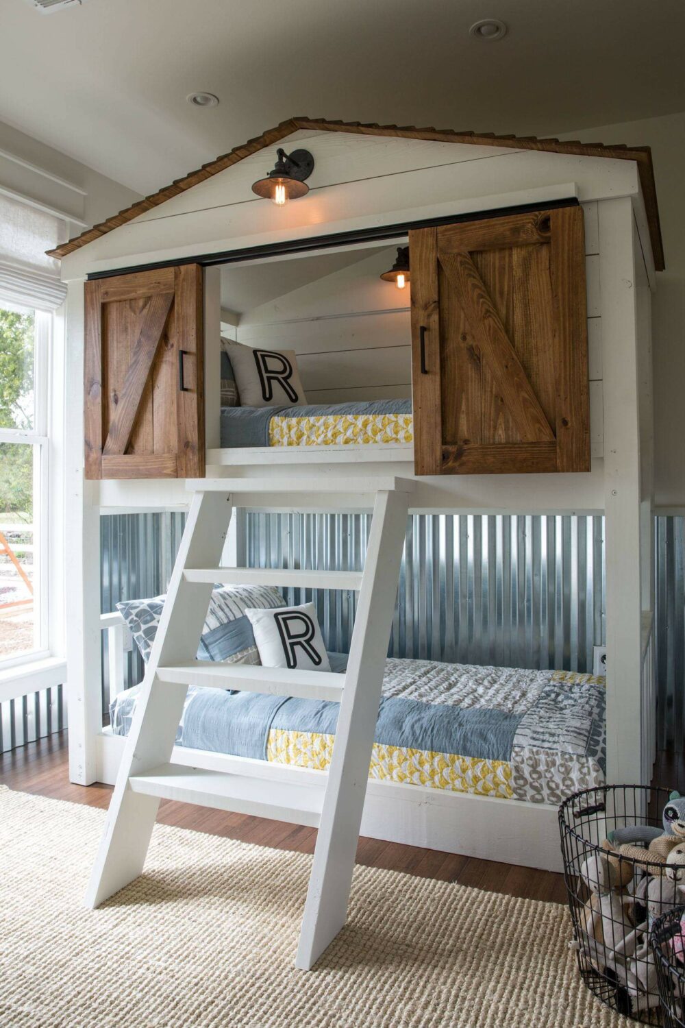 toddler boy bedroom ideas for small rooms