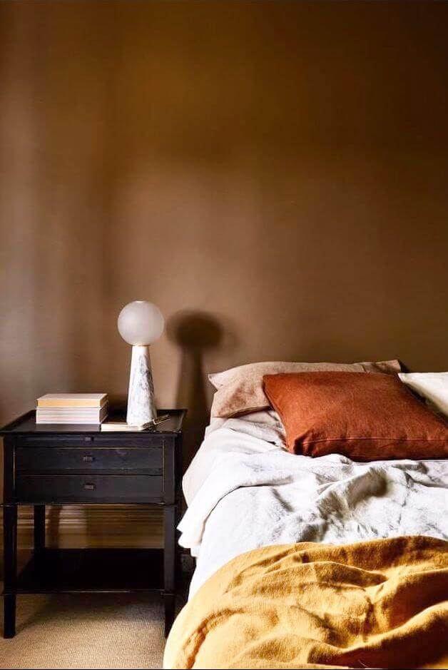 Set a Warm Mood Small Bedroom Ideas 3 Set a Warm Mood