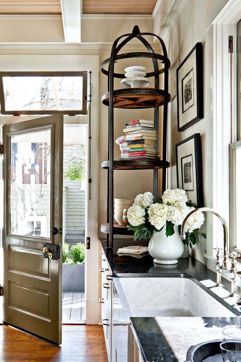 Clever Kitchen Storage Ideas 30 Try An Etagere