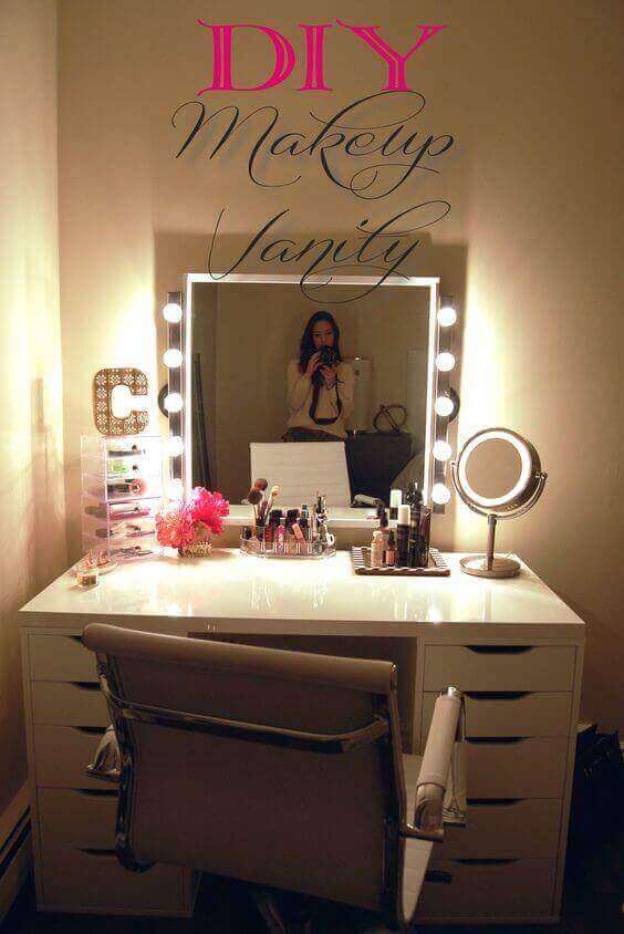 10. DIY Makeup Vanity DIY Makeup Vanity Mirror with Lights Ideas - Harptimes.com