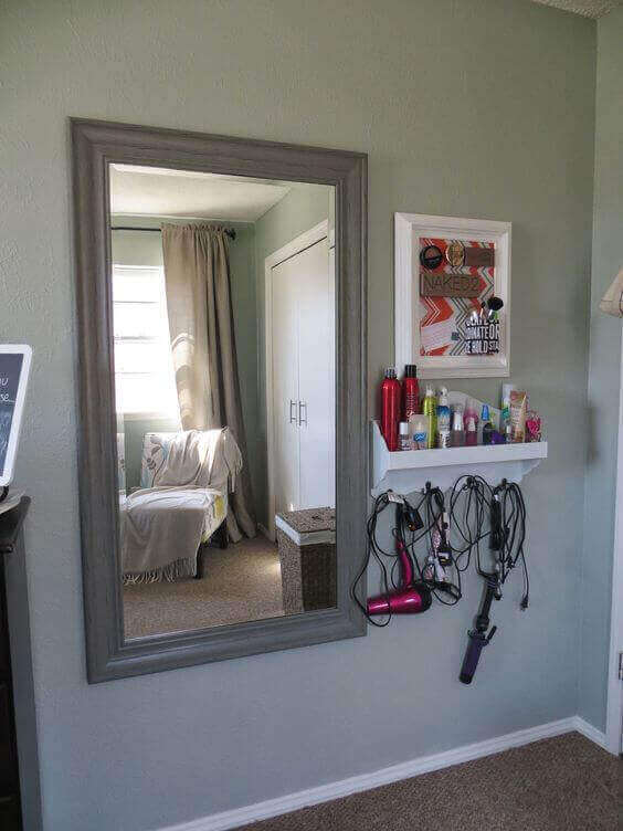 2. Vanity Mirror with Wooden Frame DIY Vanity Mirror with Lights Wooden Frame - Harptimes.com