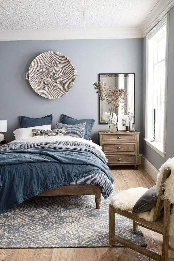 Blue Shades for Small Master Bedroom Ideas - Harptimes.com